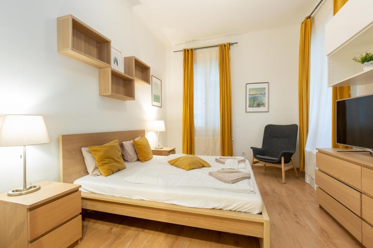 A4-6 Aulich Apartment Budapest Ngoại thất bức ảnh
