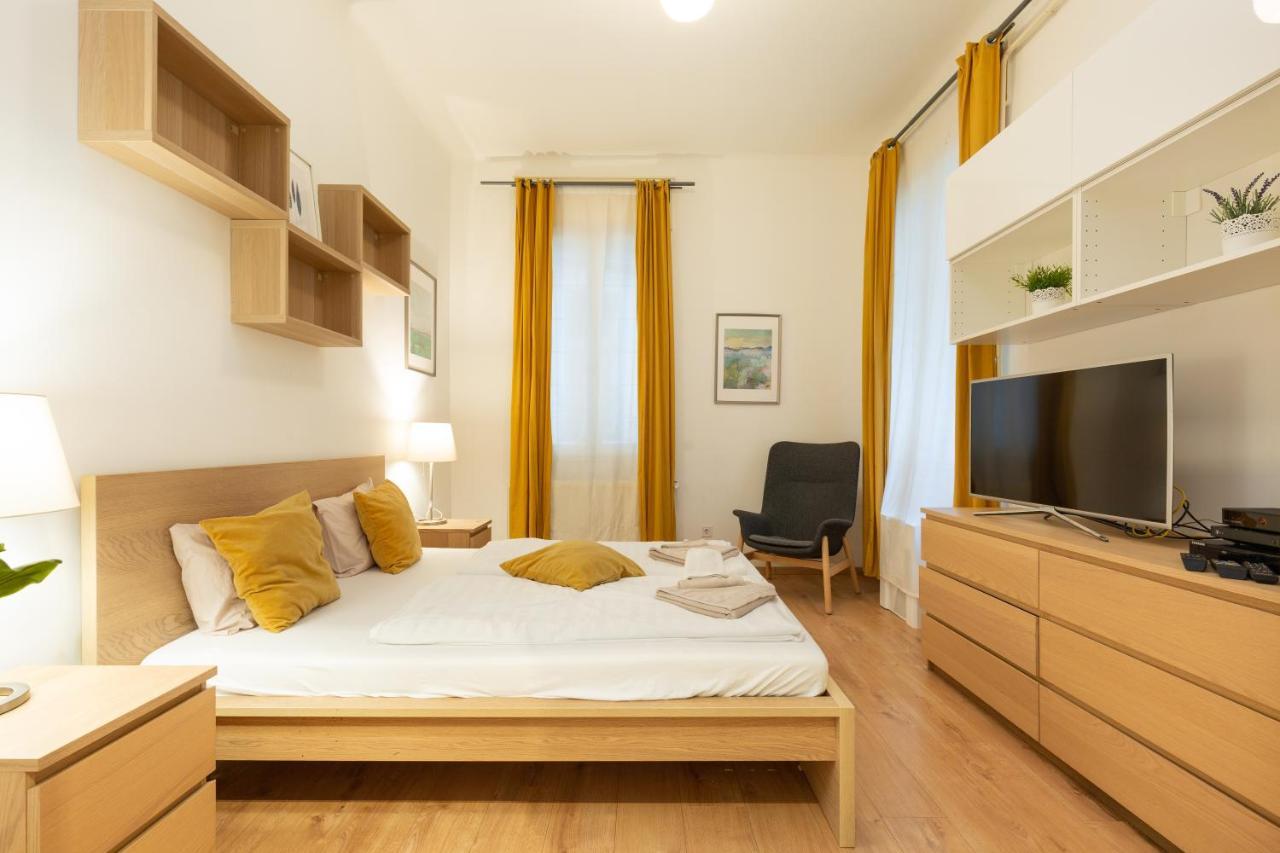 A4-6 Aulich Apartment Budapest Ngoại thất bức ảnh